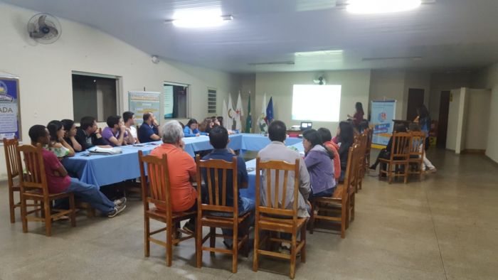 PALESTRA COM ENFERMEIRA SAMARA